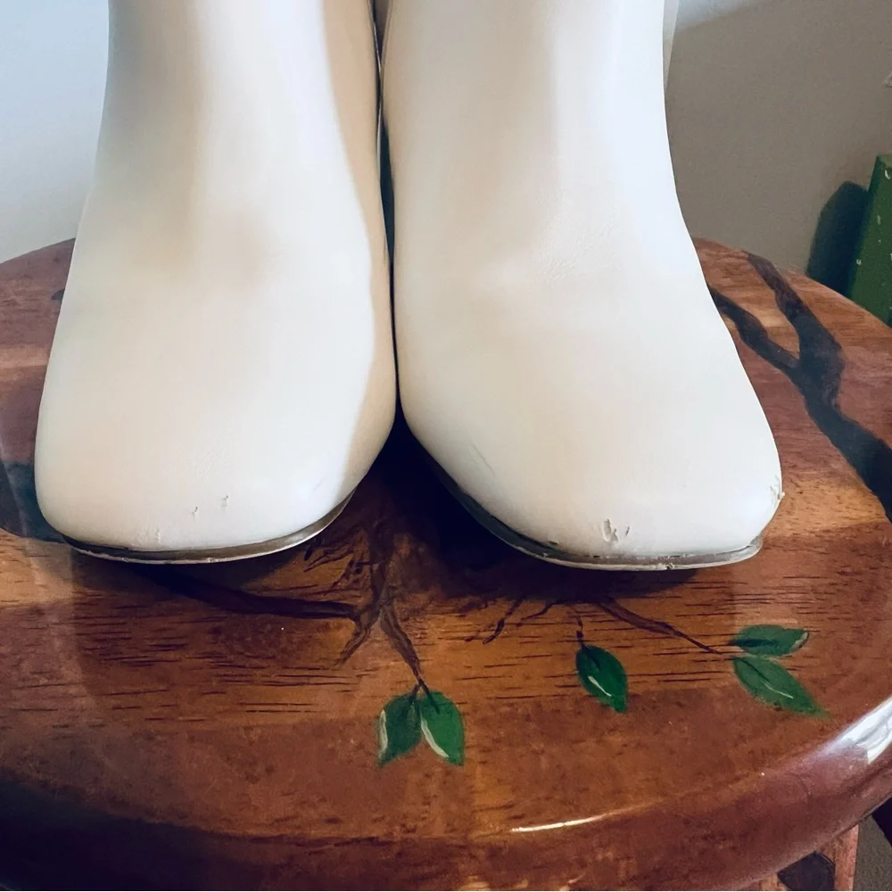 WILA White Block Heeled Ankle Boots Size 6.5 - Picture 7 of 10
